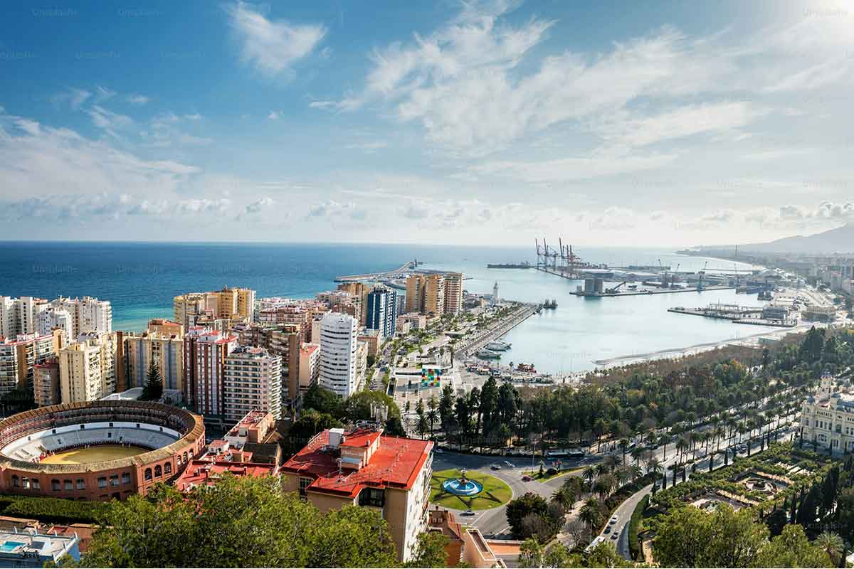 Top Family-Friendly Neighborhoods and Towns in Málaga
