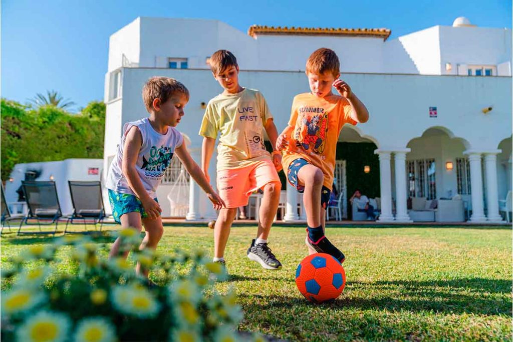 Babysitter Service Marbella